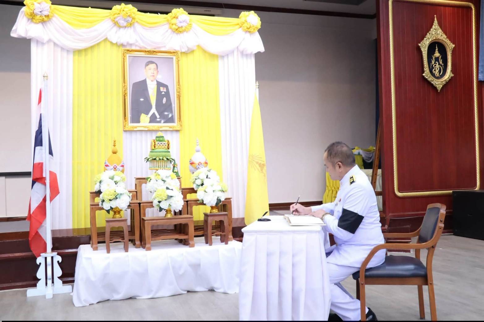 title - นางสาวอมรรัตน์ แขวงโสภา ปฏิรูปที่ดินจังหวัดพระนครศรีอยุธยา ปฏิบัติหน้าที่ในตำแหน่งผู้อำนวยการศูนย์ส่งเสริมและพัฒนาอาชีพเสริมนอกภาคการเกษตร(ศพส.) เป็นประธานในพิธีถวายสัตย์ปฏิญาณเพื่อเป็นข้าราชการที่ดีและพลังของแผ่นดิน เนื่องในโอกาสมหามงคลเฉลิมพระชนมพรรษา พระบาทสมเด็จพระปรเมนทรรามาธิบดีศรีสินทร มหาวชิราลงกรณ พระวชิรเกล้าเจ้าอยู่หัว 28 กรกฎาคม 2569